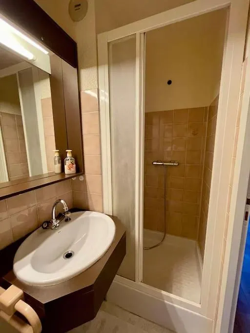 Studio Moderne Avec Balcon Et Parking Couvert - Famille De 4 Ou Couple Chamrousse Apartment