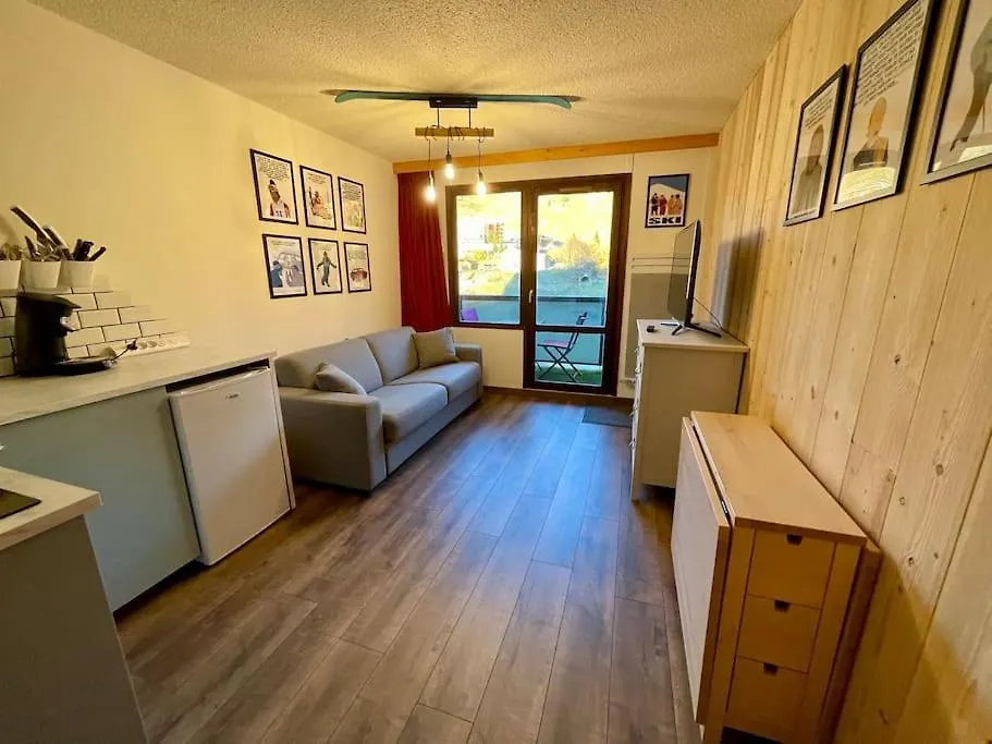 Studio Moderne Avec Balcon Et Parking Couvert - Famille De 4 Ou Couple Chamrousse 0*,  France